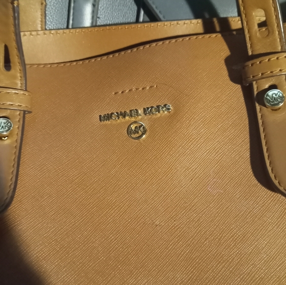 Unlisted for Trade - Picture 10 of 13